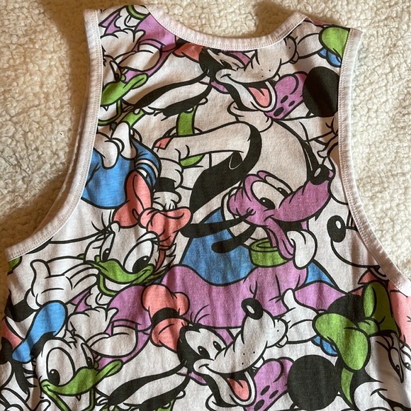 Minnie Mouse Tank Top.  XS. B218 - Picture 5 of 9